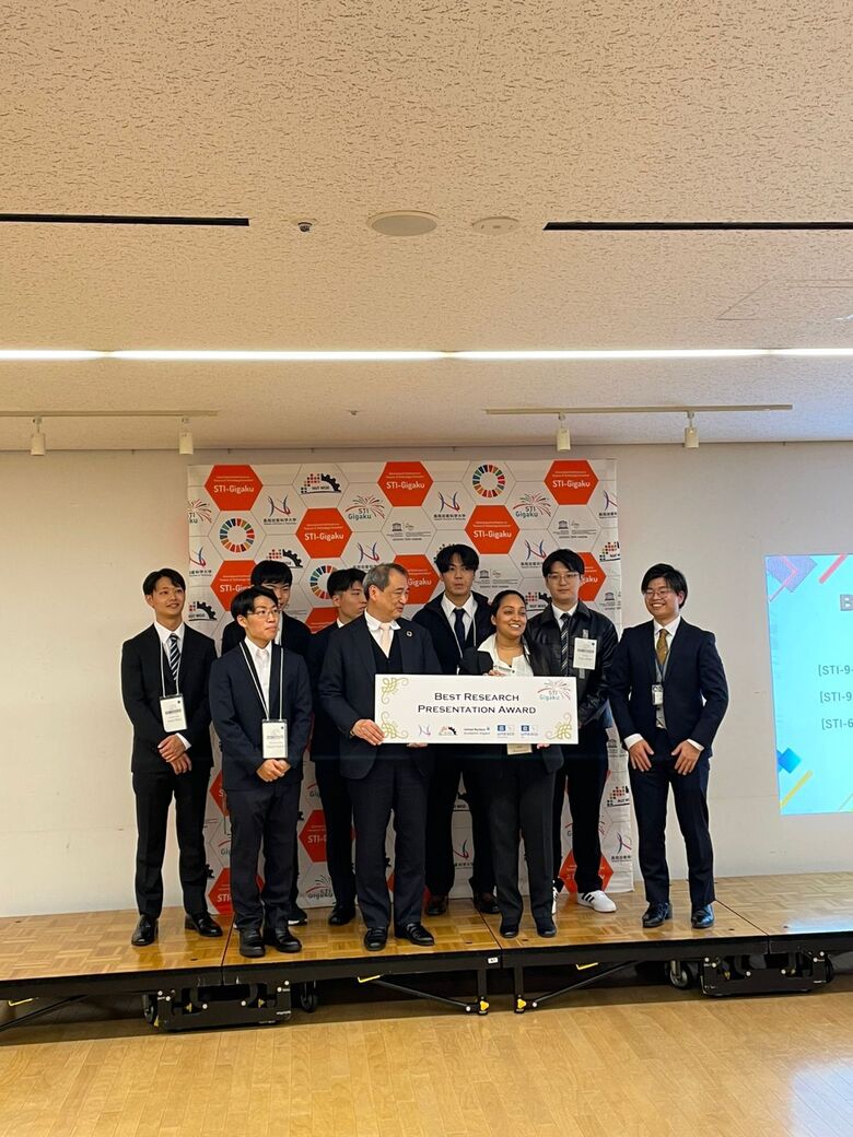 Winners of the Best Research Presentation Award