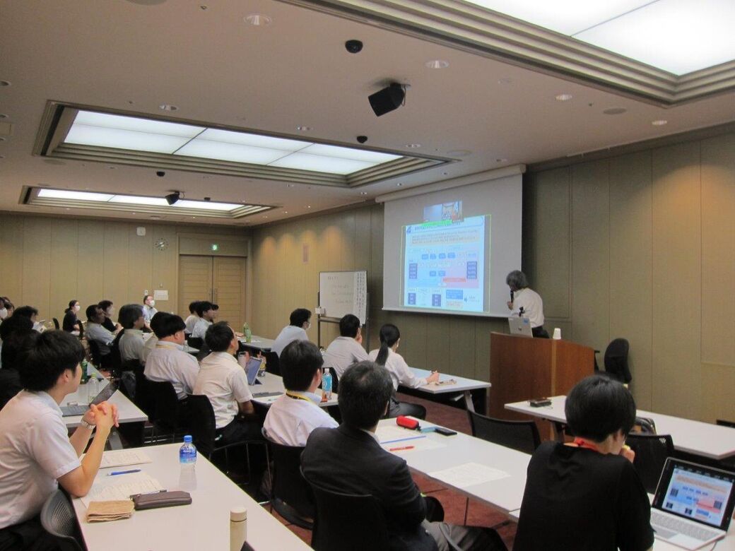 図書館情報交流集会の様子