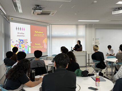 多文化共修科目のトライアル講義を行いました 画像