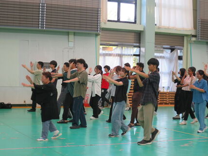 長岡まつりの民踊流し参加に向けて練習しています 画像