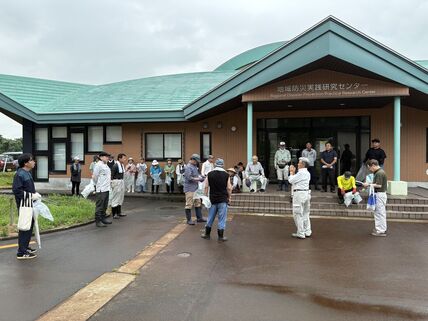 大学周辺のクリーン作戦を深才下宿貸間組合の皆様から実施していただきました 画像