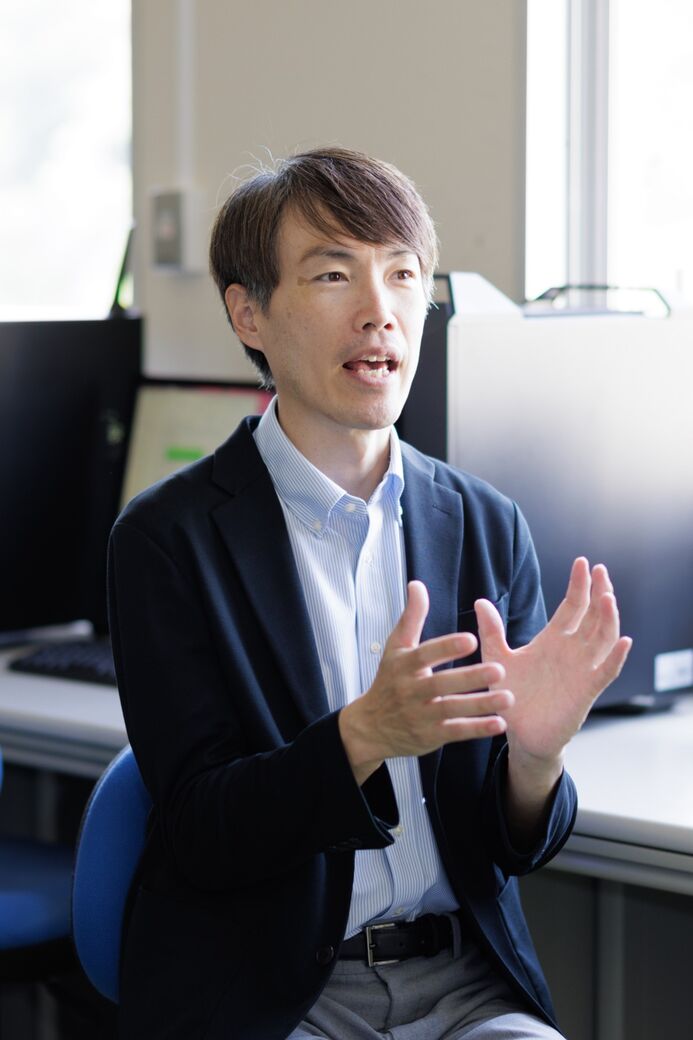 情報・経営システム系 准教授 大橋 智志
